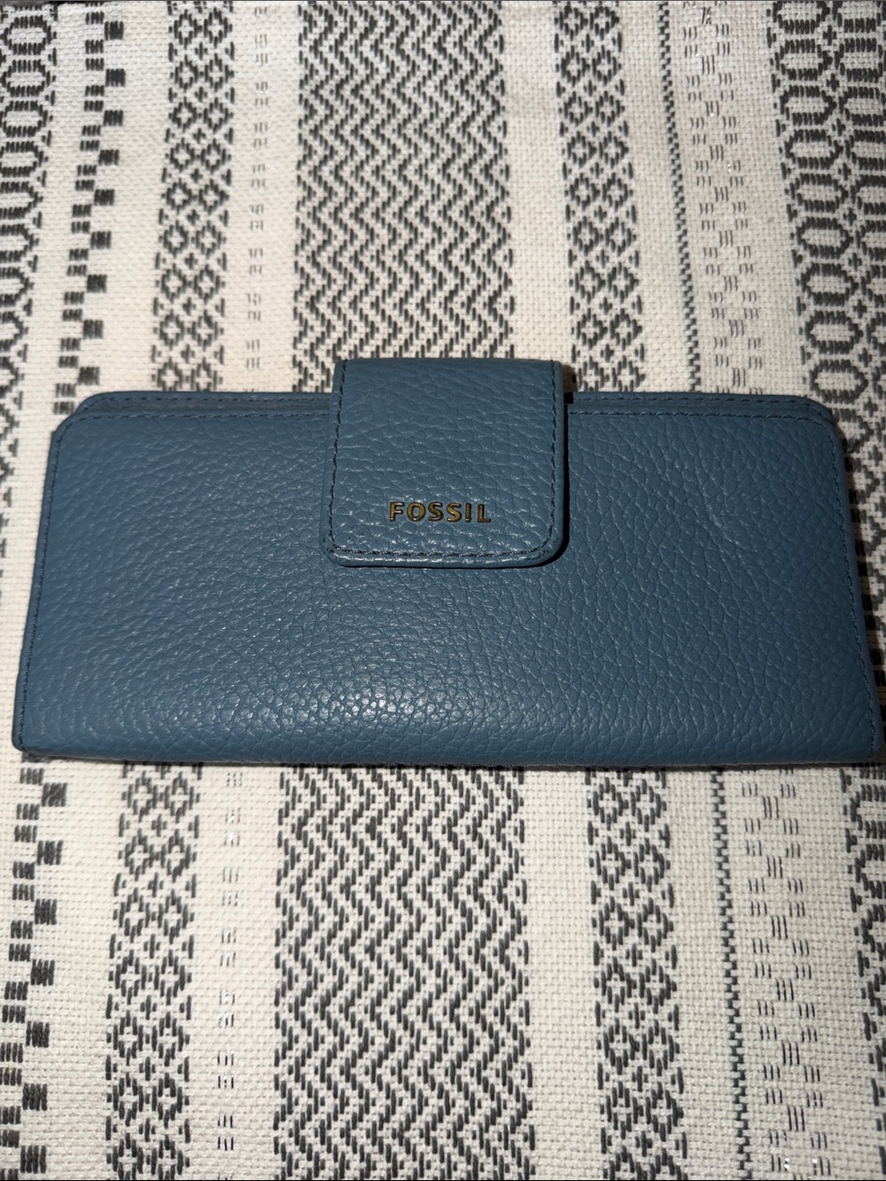 Fossil Teal Blue Pebbled Leather Wallet